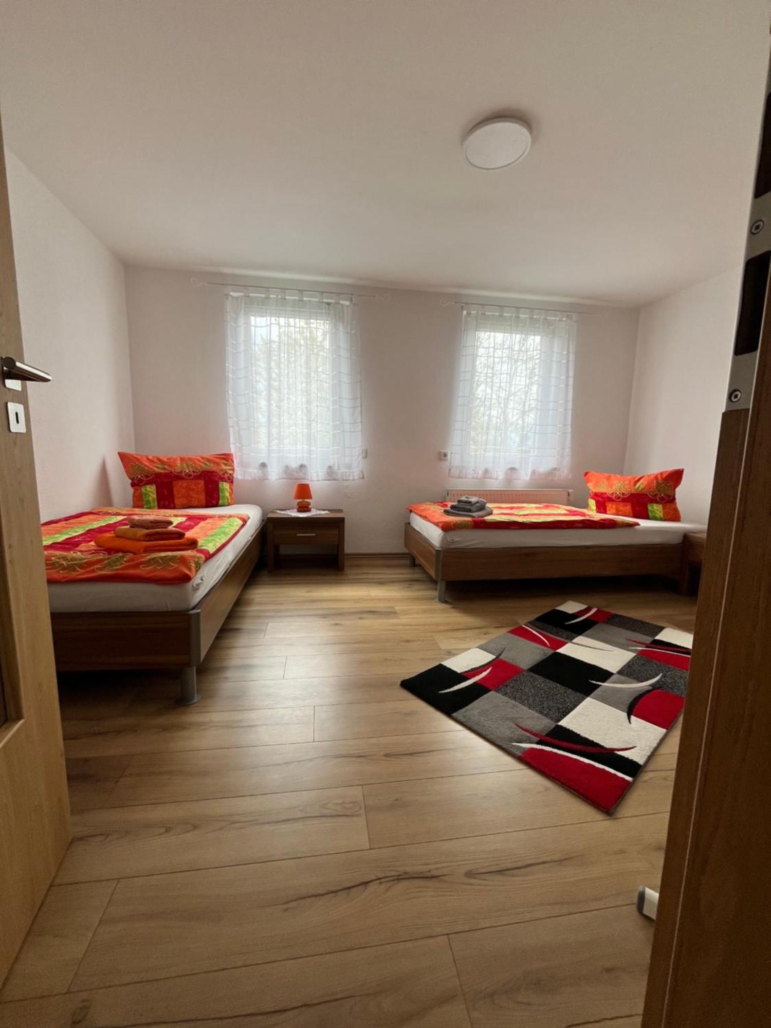 Ferienwohnung Schink - Nahe Chemnitz Limbach-Oberfrohna Exterior photo